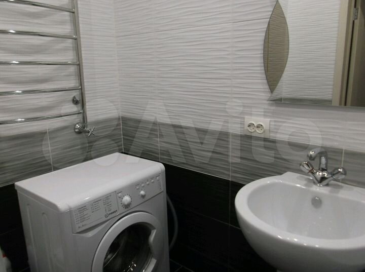 1-к. квартира, 43 м², 9/9 эт.