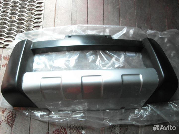 Накладка на передний бампер Suzuki Grand Vitara