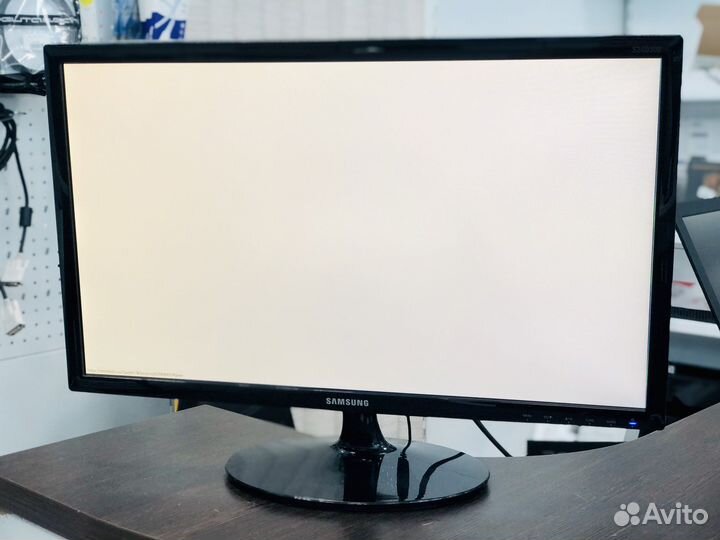 Монитор Samsung S24D300H/FHD/TN/75Гц/HDMi/Гарантия