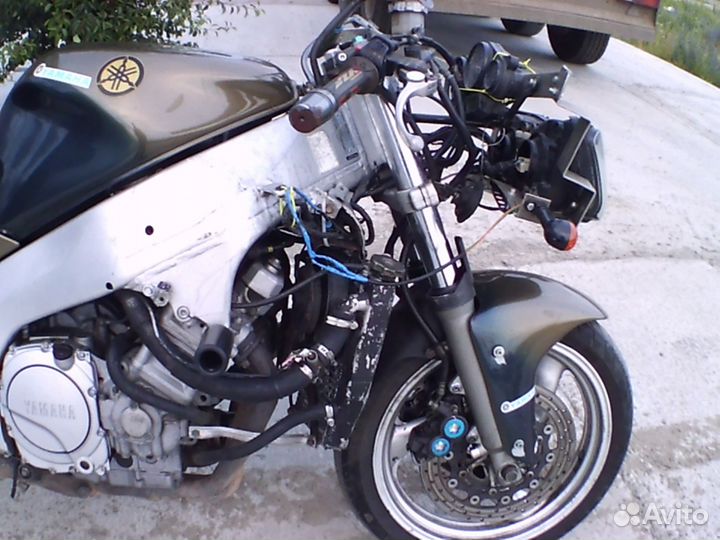 Yamaha YZF1000R