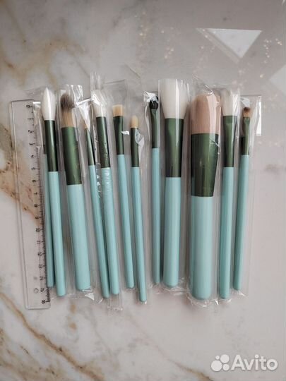 Новый набор кистей для макияжа