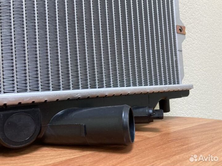 Радиатор охлаждения Киа Шума 96