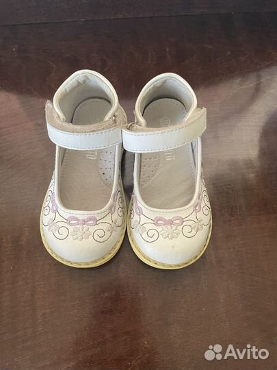 Туфли для девочки 22 размер