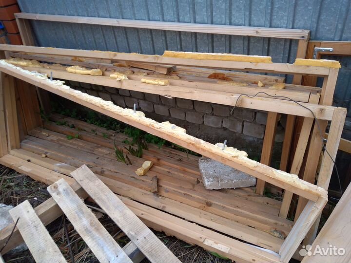 Металлическая дверь бу и др стройматериалы