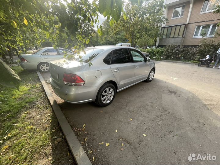 Volkswagen Polo 1.6 AT, 2011, 147 000 км