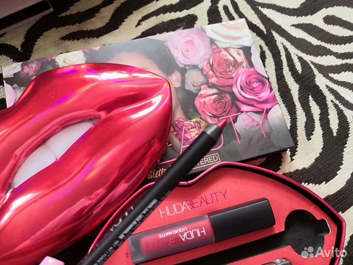 Huda Beauty Наборы для макияжа губ