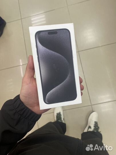 iPhone 15 Pro, 128 ГБ