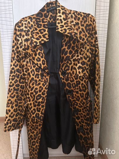 Плащ женский