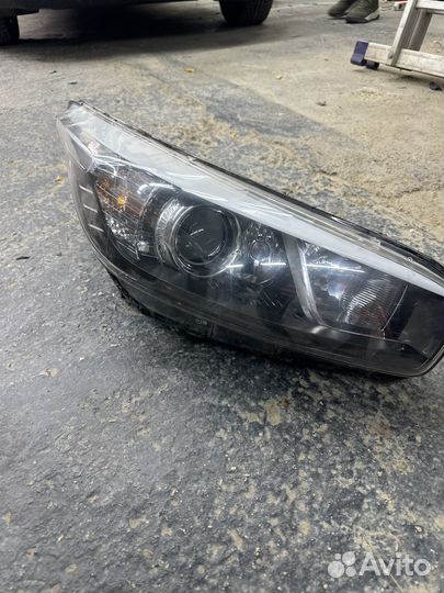 Фара правая Kia Ceed 2 JD