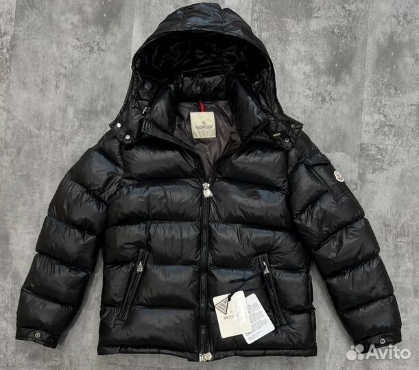 Пуховик moncler