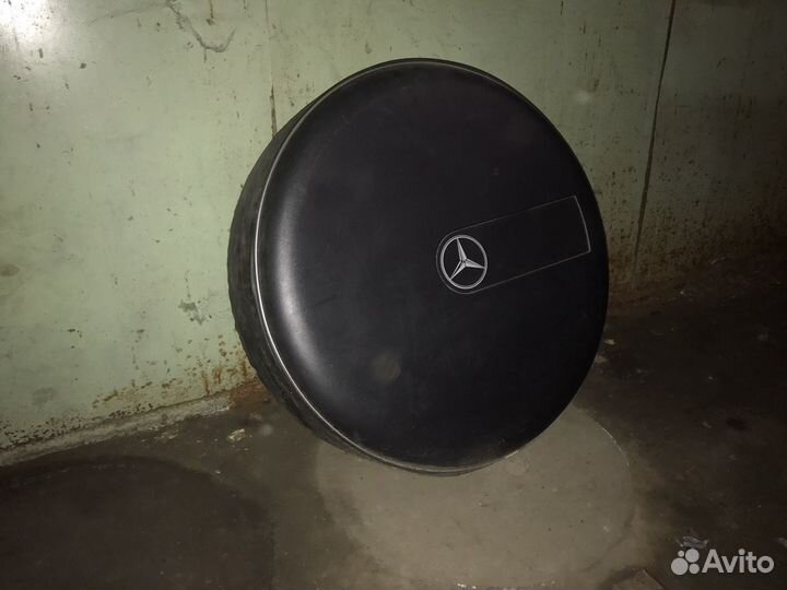 R18 265/60 запаска колесо с кожухом