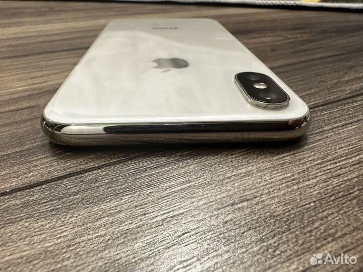 iPhone X, 256 ГБ