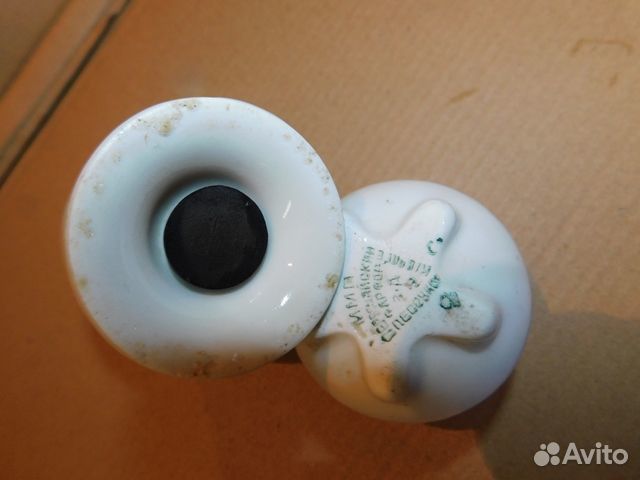 Антикварная, фарфоровая перечница и солонка ри