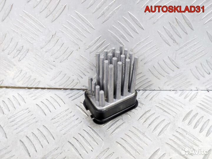 Резистор отопителя Opel Zafira B 90566802