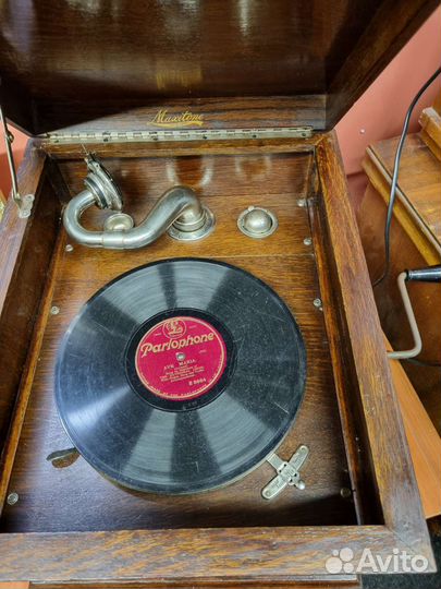 Антикварный патефон Maxiton.Англия