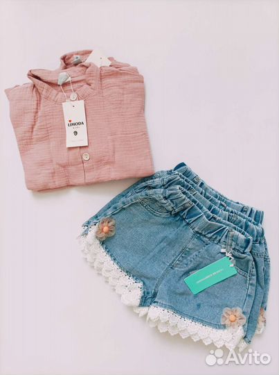 Джинсовые шорты с кружевом для девочки