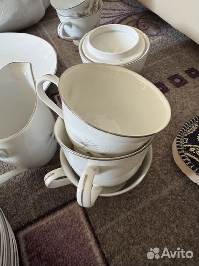 Сервиз из фарфора