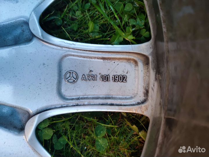 Оригинальные диски Mercedes R18 W221 2 шт