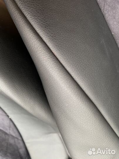 Чехлы из алькантары Ромб для Toyota Rav4