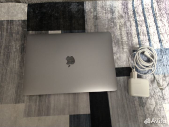 Apple macbook air 13 2020 m1 8gb 256