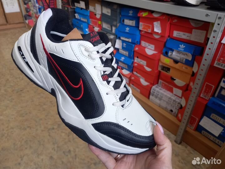 Кроссовки Nike air Monarch (р 40,41,42 )