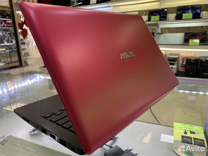 Нетбук Asus X200CA 11.6