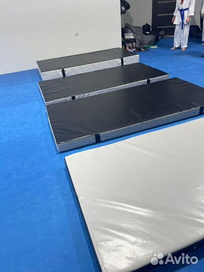 Мат спортивный, синий 1 х 2 х 0,04 м