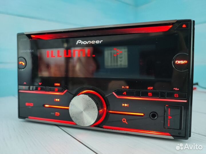 Процессорная магнитола Pioneer 730 с блютуз