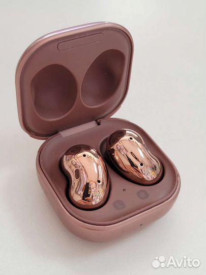 Samsung Galaxy buds live