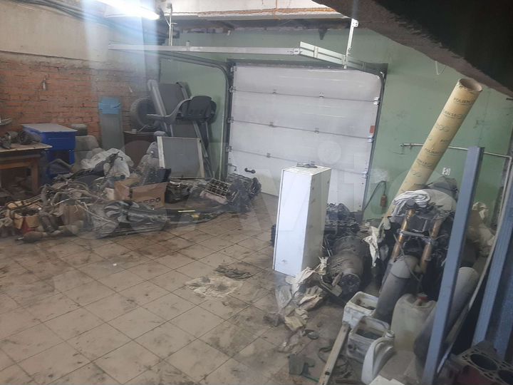 Помещение в автосервисе 50м