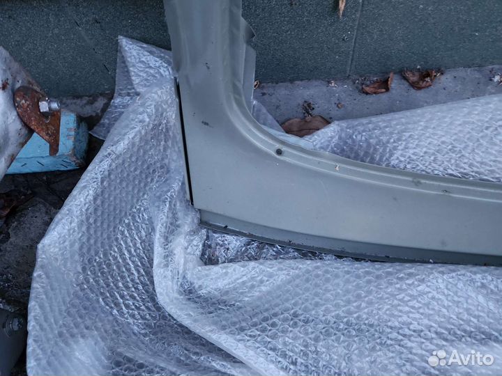 Передняя лобовая рамка