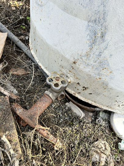 Емкость для воды металлическая бу 2 куба