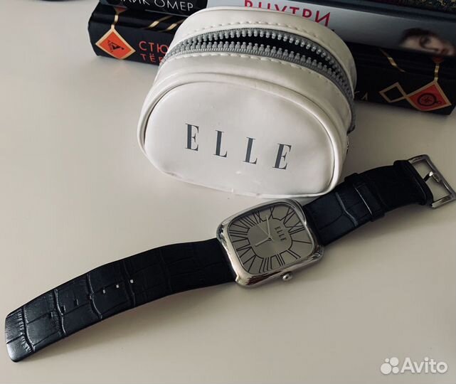 Наручные часы Elle time с кожаным ремешком