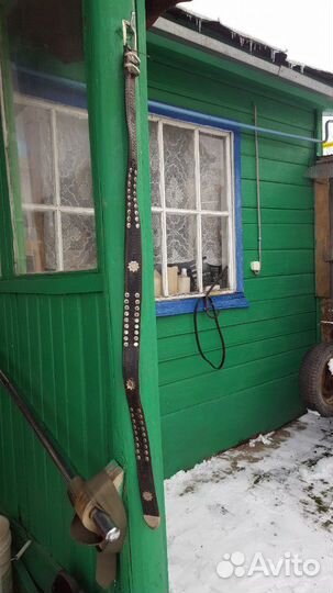 Ремень кожанный на металлических заклепках 102см