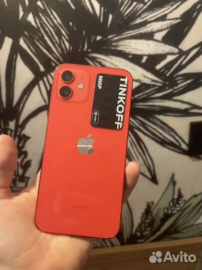 iPhone 12, 64 ГБ