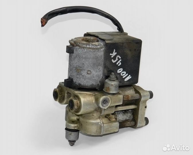 Блок ABS Audi 100 C4