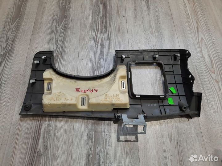 Накладка панели на торпеду Kia sportage 3 Лев