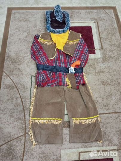 Костюм карнавальный