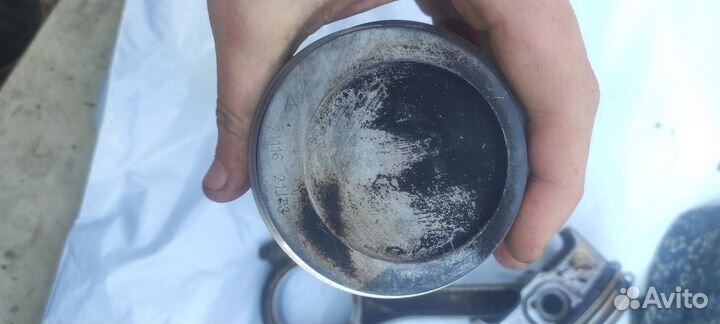 Поршни с шатунами гранта