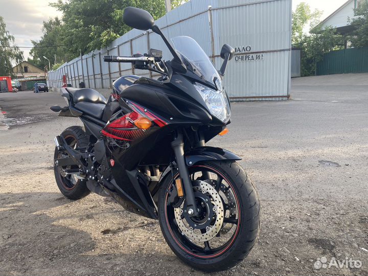 Yamaha FZ6R (XJ6)
