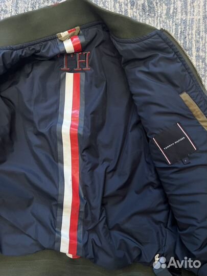 Бомбер Tommy Hilfiger / (M)