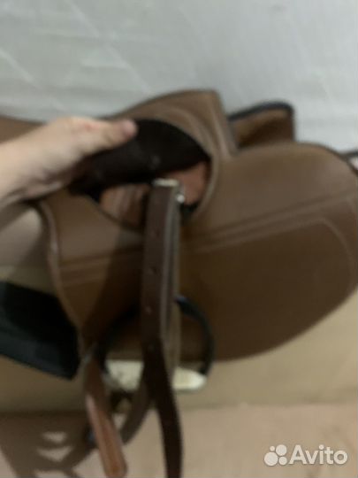 Продается Скаковое Седло