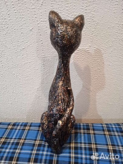 Статуэтка кошка