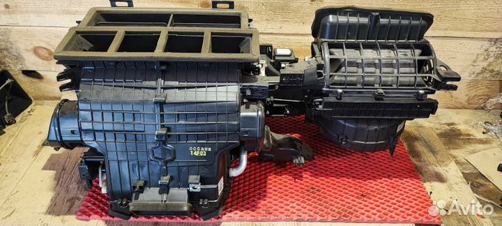 Корпус отопителя Kia Quoris