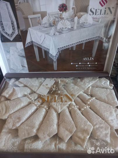 Скатерть велюровый