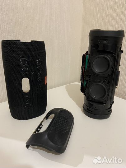 Колонка jbl charge 3