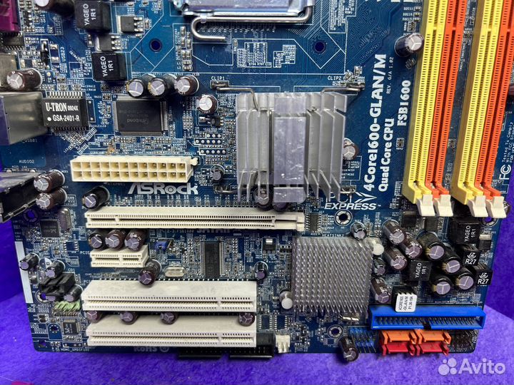 Материнская плата на 775 сокете ASRock