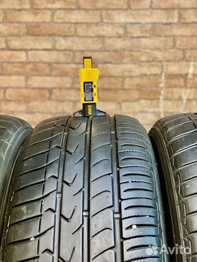 Toyo Tranpath MPZ 215/60 R17