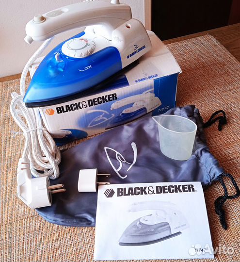 Дорожный утюжок со складной ручкой black&decker TI