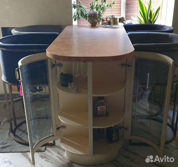 Барная стойка/стол/шкаф